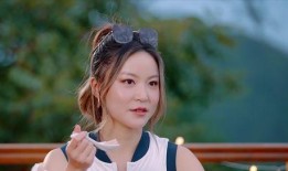 许莉半熟恋人爆料视频,甜蜜互动背后的情感纠葛