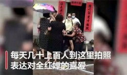 兰姐爆料合影视频播放,揭秘合影视频背后的精彩瞬间